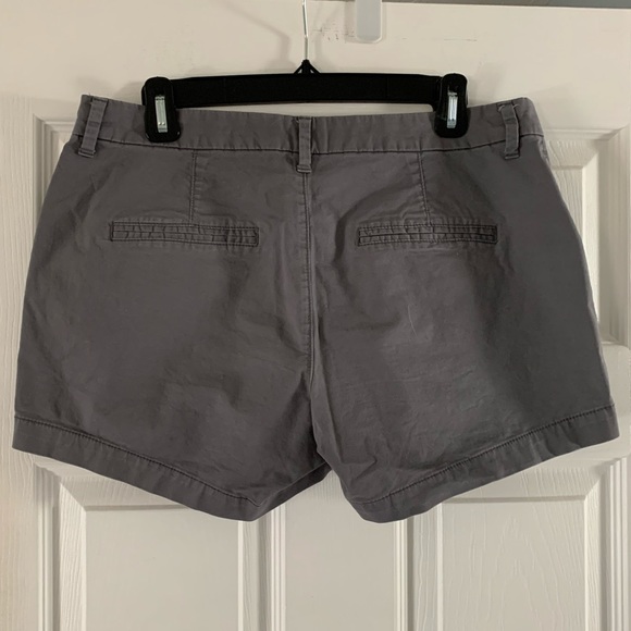 Old Navy shorts - Picture 2 of 3